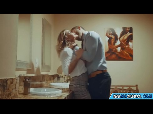 ❤️ Þegar busty ljóska tælir þig á almenningssalerni ❌ Klám vk á klám is.porn-mz-com.ru ❤